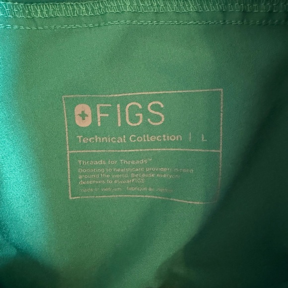 π©Ίπ₯π² FIGS Kade Cargo Scrub Pants - Evergreen (Size L / Regular) - Picture 4 of 11